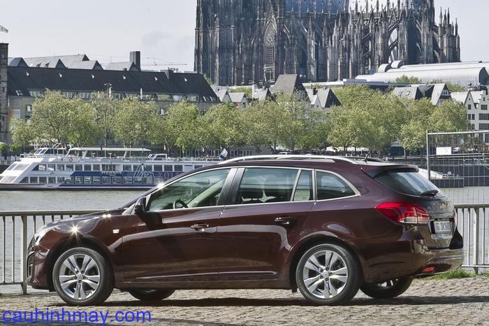 CHEVROLET CRUZE STATIONWAGON 1.7D 130HP LT 2012 - cauhinhmay.com