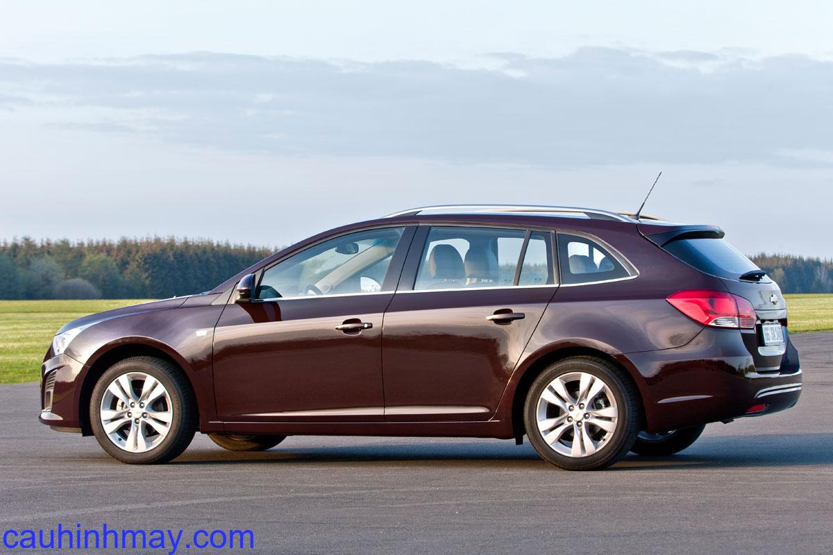 CHEVROLET CRUZE STATIONWAGON 1.7D 130HP LT 2012 - cauhinhmay.com