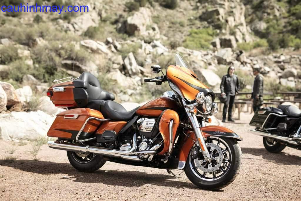 HARLEY DAVIDSON ROAD KING