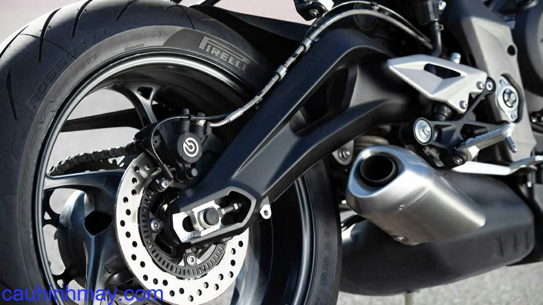 TRIUMPH STREET TRIPLE S / A2 - cauhinhmay.com