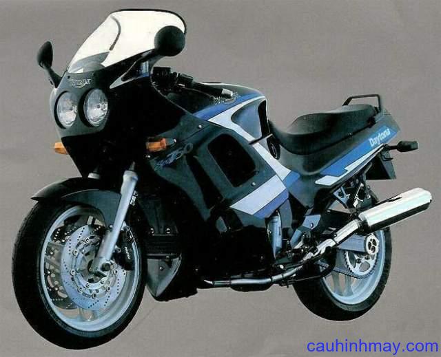 TRIUMPH DAYTONA 750 - cauhinhmay.com