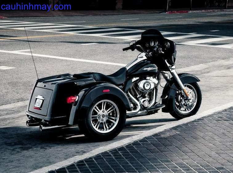 HARLEY DAVIDSON FLHXXX STREET GLIDE TRIKE