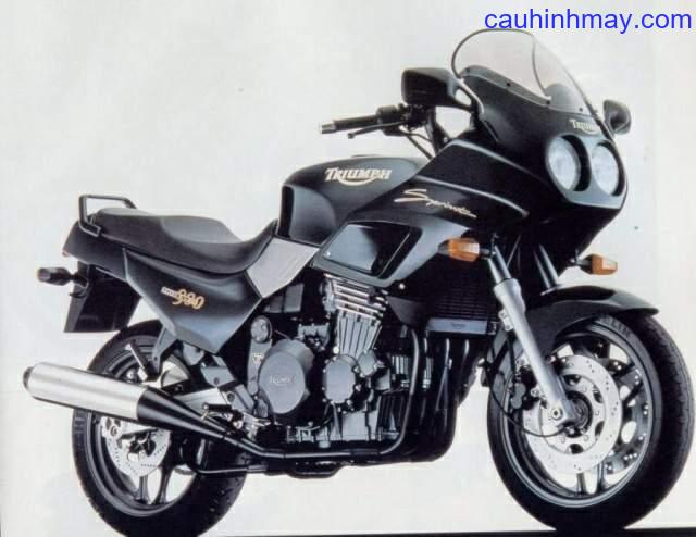 TRIUMPH SPRINT 900 SPORT