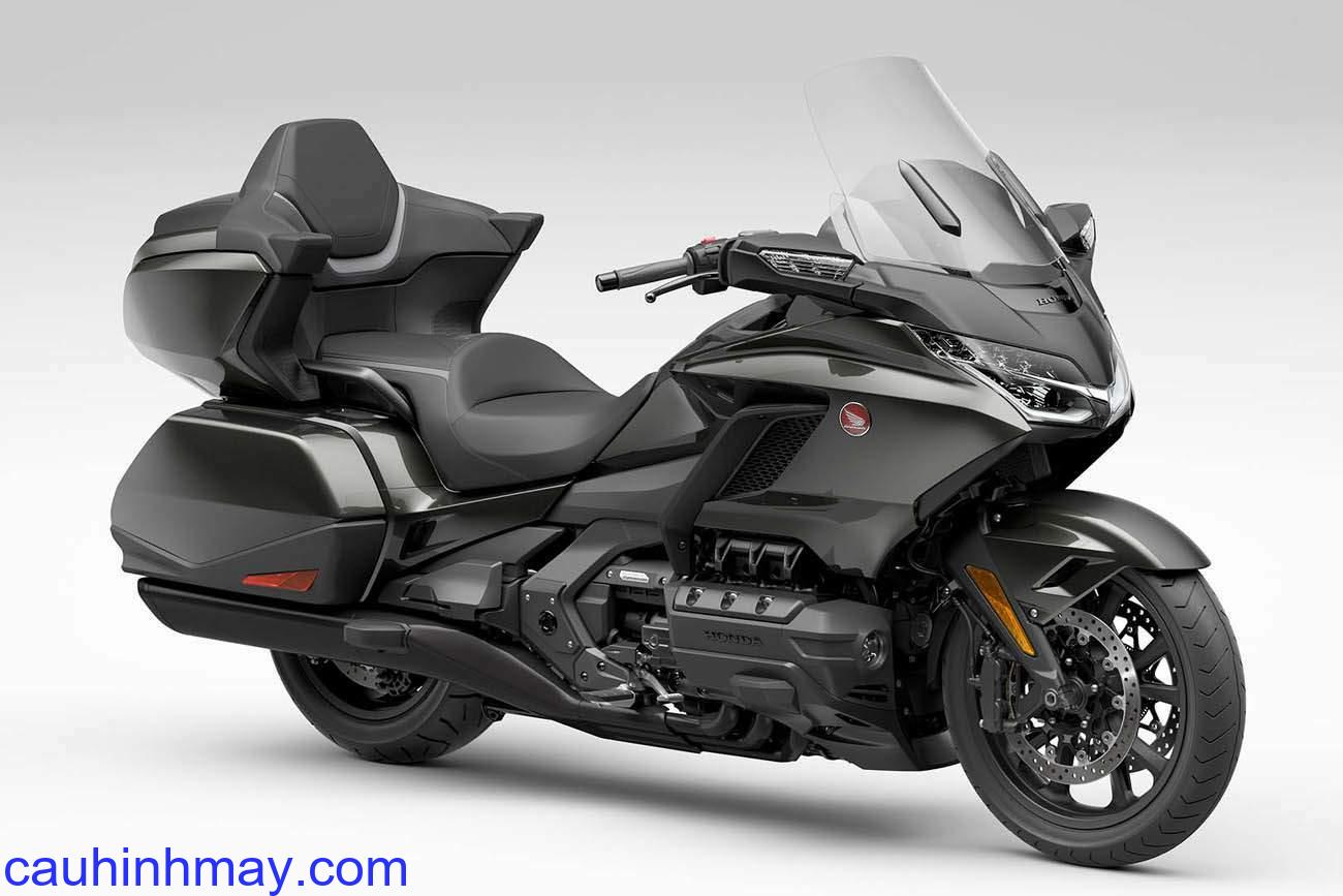 HONDA GLX 1800 GOLD WING TOUR / AUTOMATIC-DCT