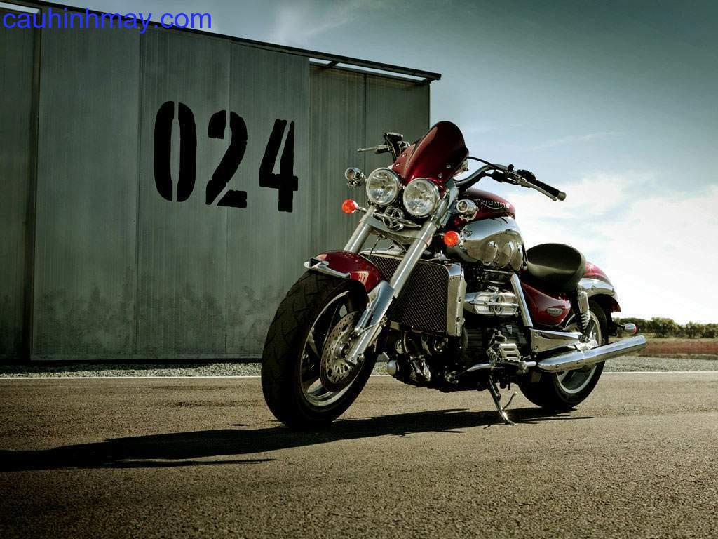 TRIUMPH ROCKET III - cauhinhmay.com