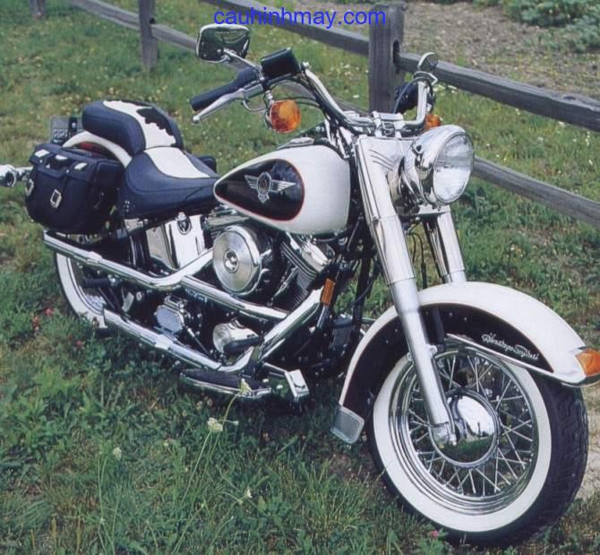 HARLEY DAVIDSON FLSTN NOSTALGIA (COW GLIDE)  LIMITED EDITION