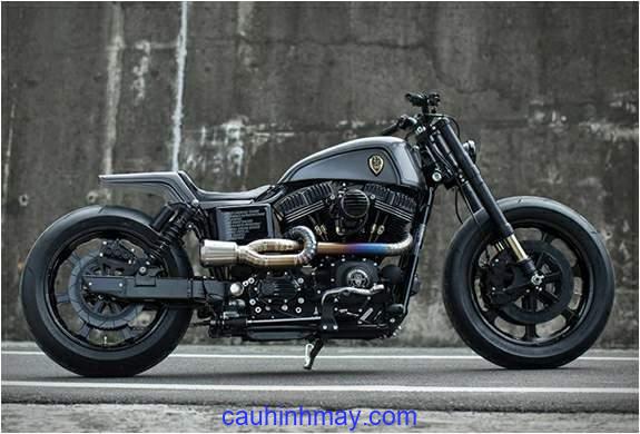 THE BOMB RUNNER BY ROUGH CRAFTS - cauhinhmay.com
