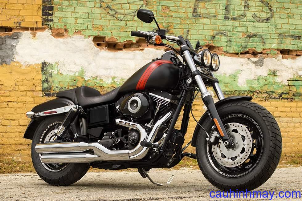 HARLEY DAVIDSON DYNA FAT BOB