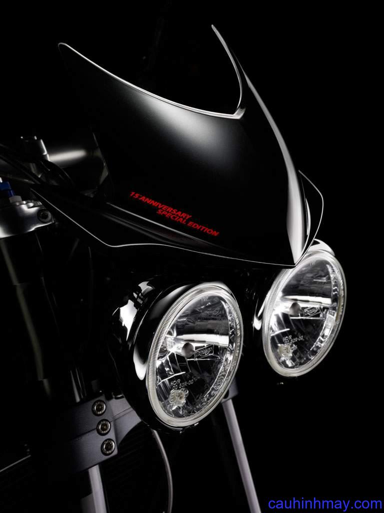 TRIUMPH SPEED TRIPLE 15TH ANNIVERSARY EDITION - cauhinhmay.com