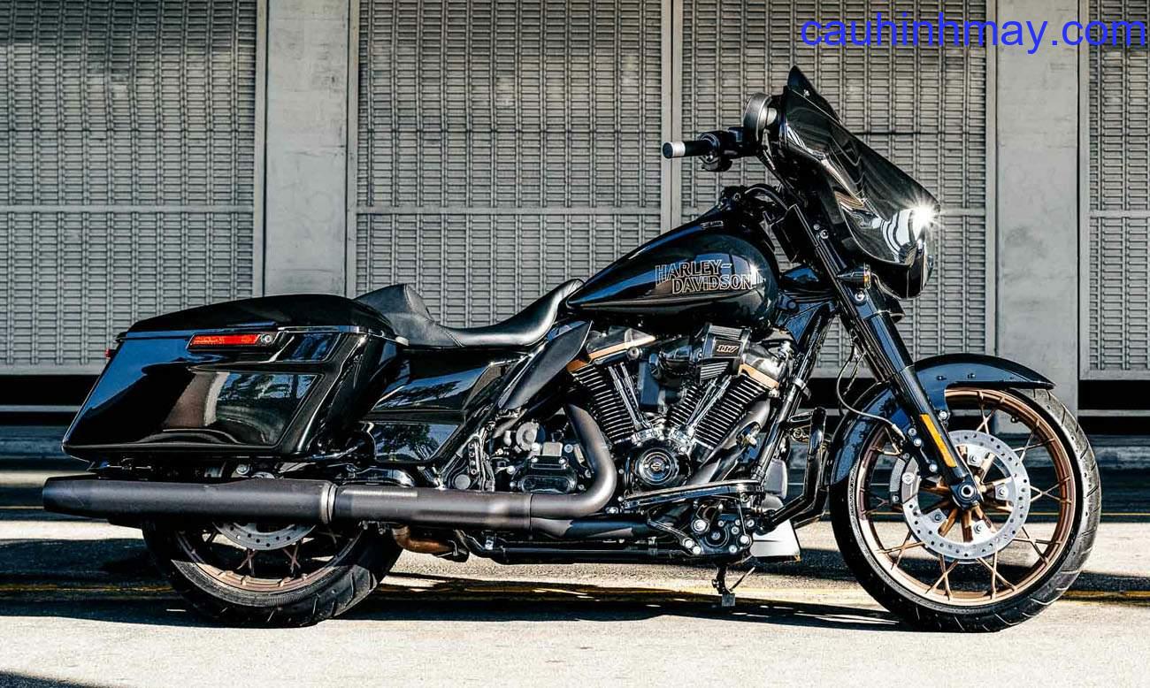 HARLEY DAVIDSON STREET GLIDE ST